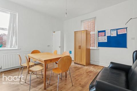 5 bedroom semi-detached house for sale, Gregory Boulevard, Hyson Green, Nottingham