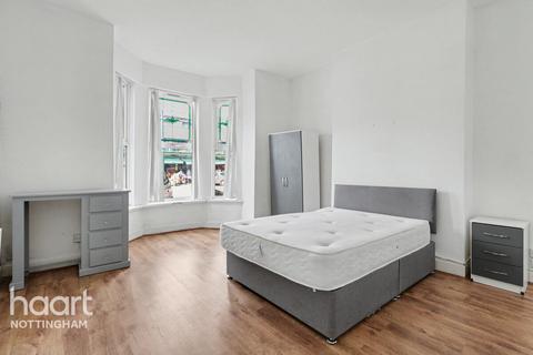 5 bedroom semi-detached house for sale, Gregory Boulevard, Hyson Green, Nottingham