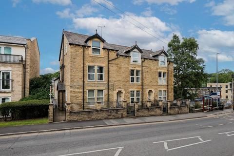 Flat - Low Lane, Horsforth, Leeds, West Yorkshire, LS18