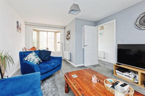 3 bedroom semi-detached house for sale, Harrison Road, Aylesham, Canterbury