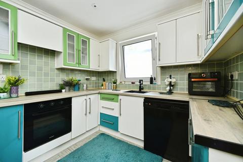 2 bedroom flat for sale, Bear Road, Brighton