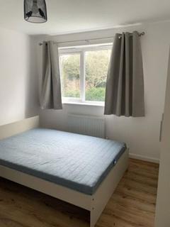 1 bedroom semi-detached house to rent, Aviation Avenue, Hatfield, AL10