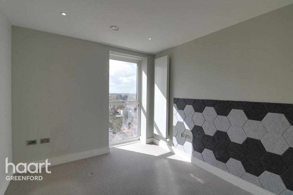 Samuelson House Merrick Road Merrick Road, SOUTHALL 2 bed flat for sale - £400,000