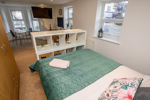 1 bedroom apartment to rent, Studio 1 The Clubhouse