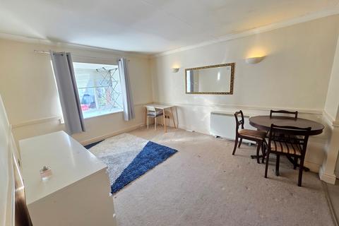 1 bedroom apartment for sale, Bicester Road, Aylesbury