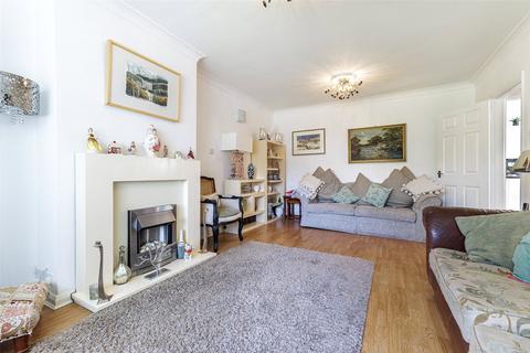 4 bedroom semi-detached house for sale, Pontfaen, Cyncoed, Cardiff., CF23