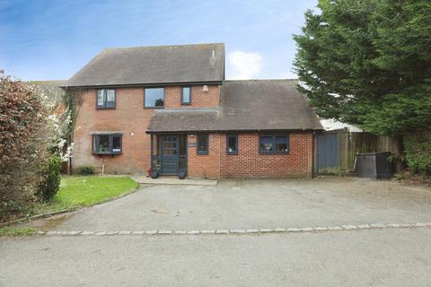 4 bedroom detached house for sale, Roopers, Speldhurst, Tunbridge Wells, Kent, TN3