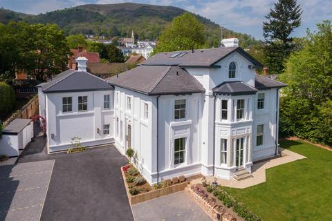 2 bedroom apartment for sale, Great Malvern, Malvern