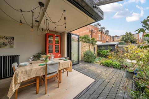 4 bedroom terraced house for sale, Borough Road, Kingston upon Thames, KT2
