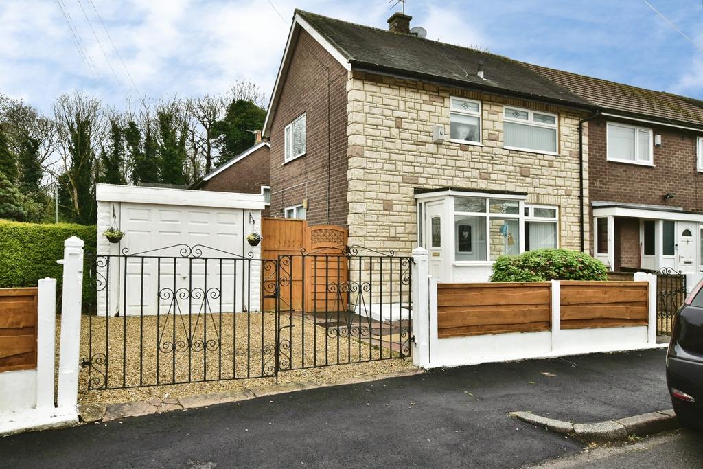 2 bedroom semi-detached house for sale