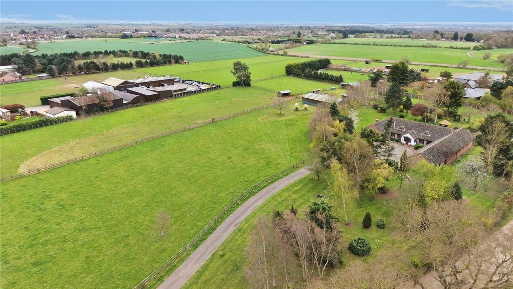 4 bedroom bungalow for sale