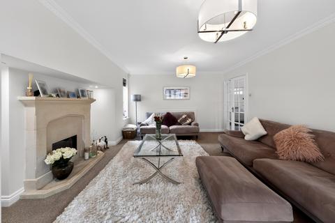 5 bedroom detached house for sale, Ravel Close, Old Farm Park, Milton Keynes, MK7