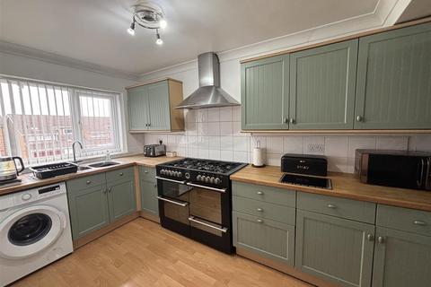 3 bedroom semi-detached house for sale, Hudson Close,, Leicester