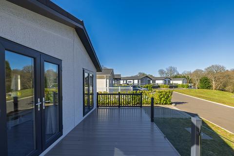 undefined, Warren Park, Portsmouth Road, Thursley GU8
