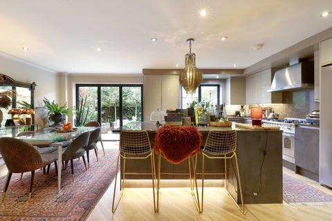 5 bedroom detached house for sale, Elm Road, Penn, Buckinghamshire, HP10