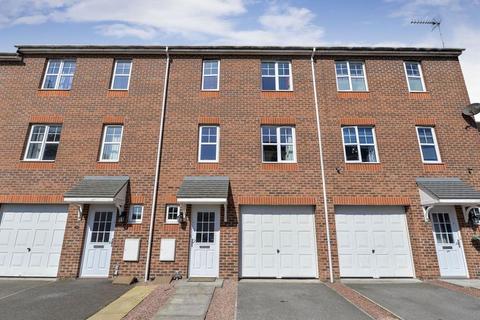 3 bedroom terraced house for sale, Britannia Road, Bridlington, YO16