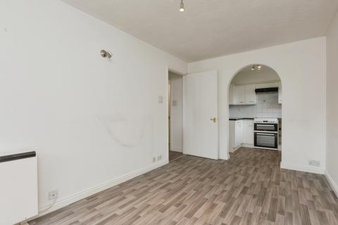 1 bedroom flat for sale, Haig Gardens, GRAVESEND, Kent, DA12