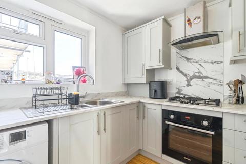1 bedroom flat for sale, Boundstone Close, Lancing, BN15