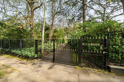 Kemnal Road, Chislehurst, Kent, BR7
