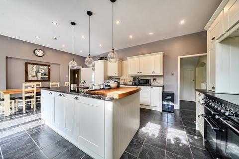4 bedroom detached house for sale, Kemnal Road, Chislehurst, Kent, BR7