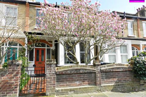 Cecil Avenue, Enfield EN1
