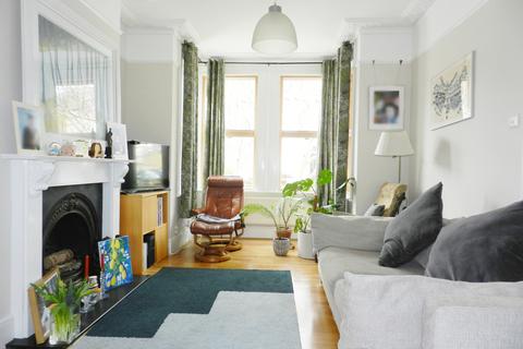 4 bedroom terraced house for sale, Cecil Avenue, Enfield EN1