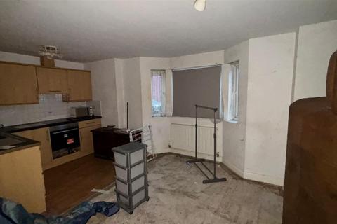 Studio for sale, Stewart Street, CREWE