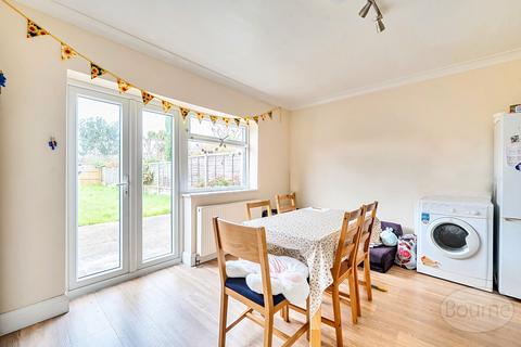3 bedroom detached house for sale, Aldershot Road, Guildford, Surrey, GU2