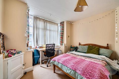 3 bedroom detached house for sale, Aldershot Road, Guildford, Surrey, GU2