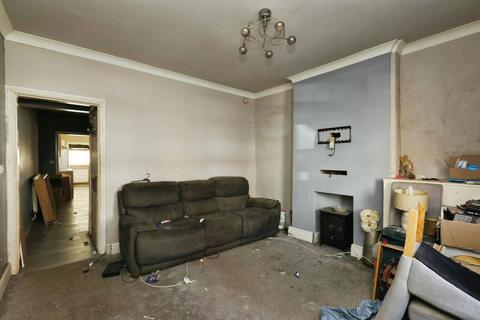 3 bedroom end of terrace house for sale, John Street, Worksop