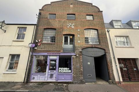 Office to rent, 127 Gloucester Rd Brighton BN1 4AF