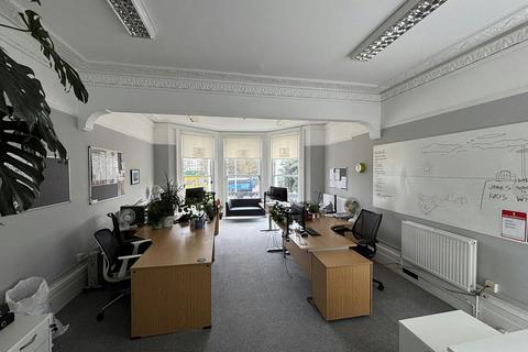 Office to rent, 51 Old Steine Brighton BN1 1HU