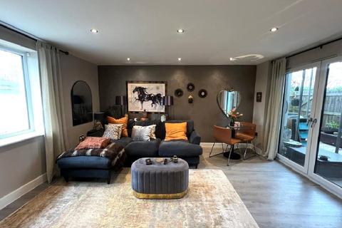 1 bedroom flat for sale, Parkers Way, Totnes, Devon, TQ9