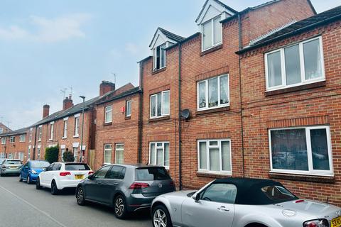 1 bedroom apartment to rent, Kedleston Gardens, Derby