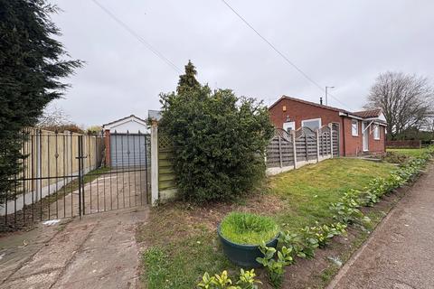 2 bedroom detached bungalow to rent, Milldale Walk, Sutton-in-Ashfield, NG17