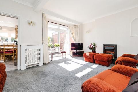 4 bedroom semi-detached house for sale, Abbotsford Gardens, Woodford Green, Essex, IG8