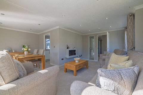 undefined, Warren Park, Portsmouth Road, Thursley GU8