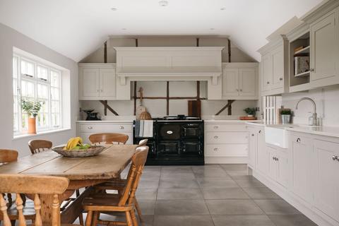 5 bedroom detached house for sale, North End, Bedford MK44