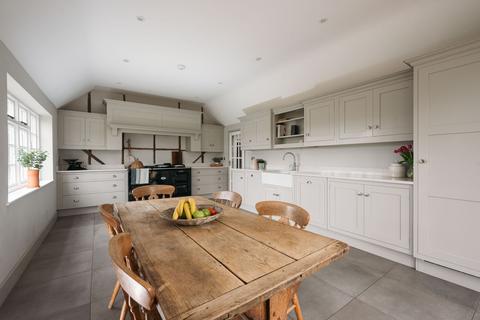 5 bedroom detached house for sale, North End, Bedford MK44