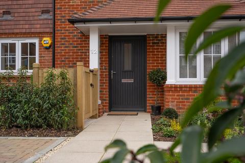 4 bedroom semi-detached house for sale, Martin Avenue, Sunninghill