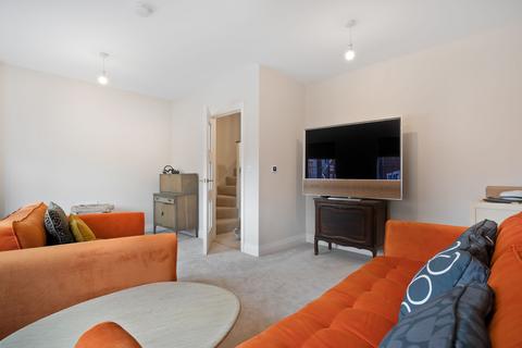 4 bedroom semi-detached house for sale, Martin Avenue, Sunninghill