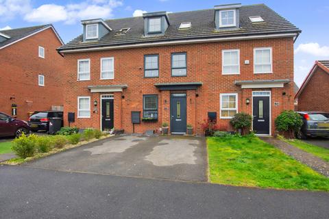 4 bedroom townhouse for sale, Buttercup Crescent, Northwich, CW8