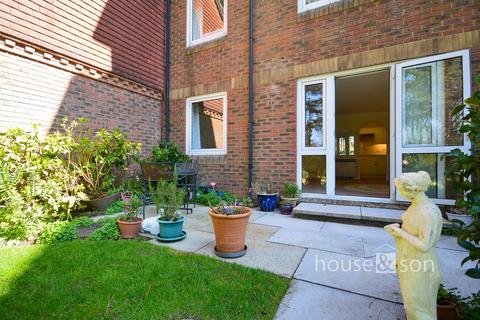 1 bedroom retirement property for sale, Queens Park West Drive, Bournemouth