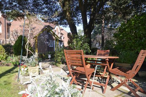 1 bedroom retirement property for sale, Queens Park West Drive, Bournemouth