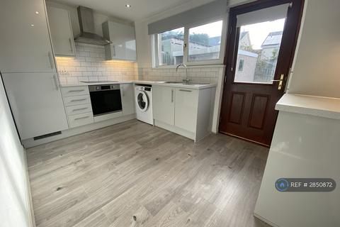 2 bedroom semi-detached house to rent, Curriehill Castle Drive, Balerno, EH14