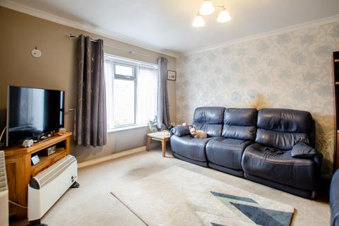 3 bedroom semi-detached house for sale, 34 Tredanek Close, Bodmin, PL31 2PJ
