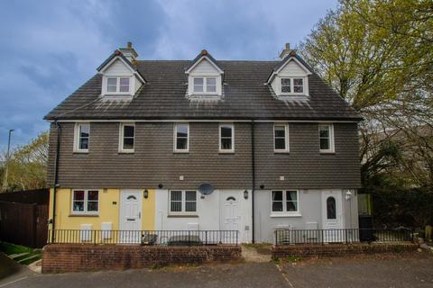 3 bedroom terraced house for sale, 14 Tryelyn, Bodmin, PL31 1GD