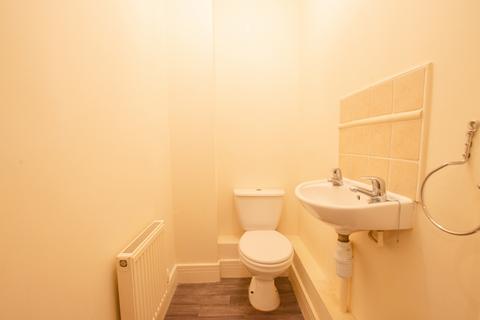 3 bedroom terraced house for sale, 14 Tryelyn, Bodmin, PL31 1GD