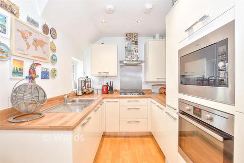 2 bedroom apartment for sale, Albion Drive, Aylesford ME20