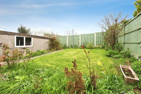 2 bedroom bungalow for sale, Heath Avenue, Killamarsh, Sheffield, Derbyshire, S21